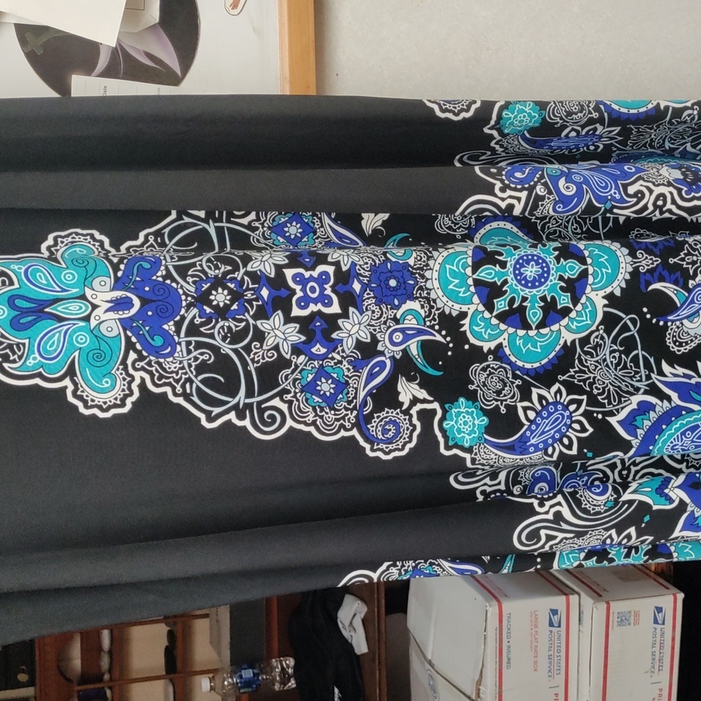 Robert Louis size large maxi skirt vibrant colors worn once